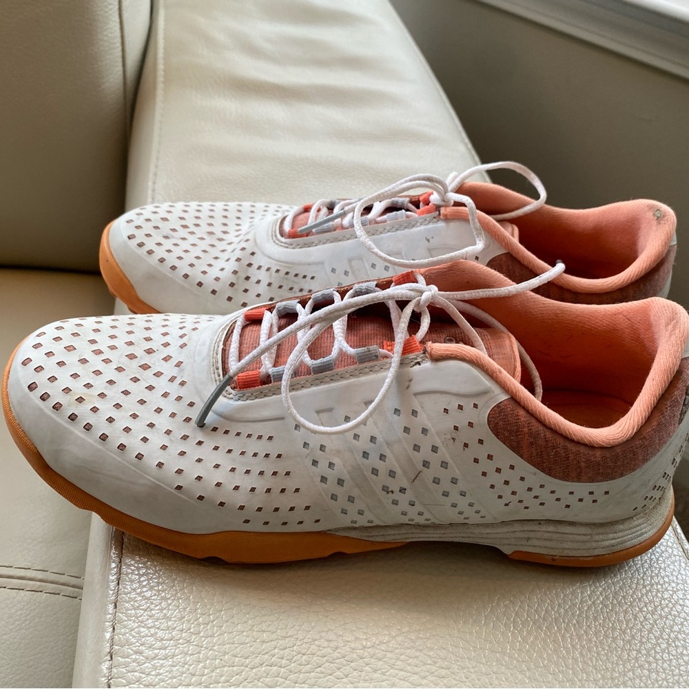 Woman’s golf  White and Orange Athletic Shoes